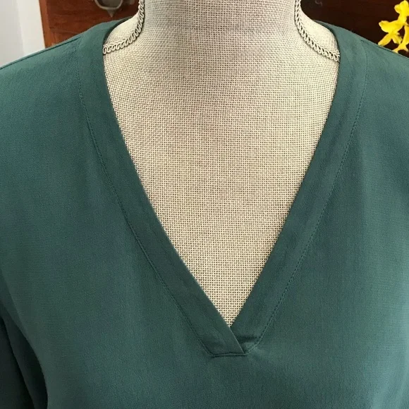 Chelsea28 Ruffle Sleeve V-Neck Top Teal Size Medium - Picture 7 of 12